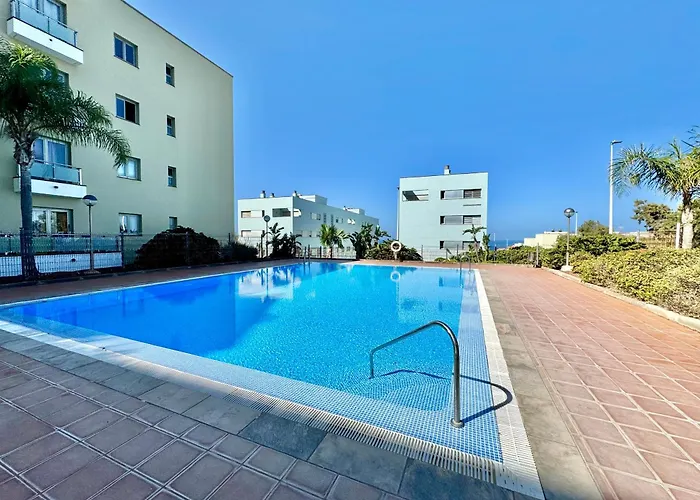 Apartament Mountain, Pool & Sea