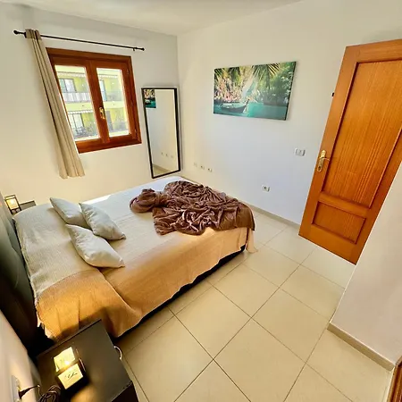 Mountain, Pool & Sea * Punta Del Hidalgo